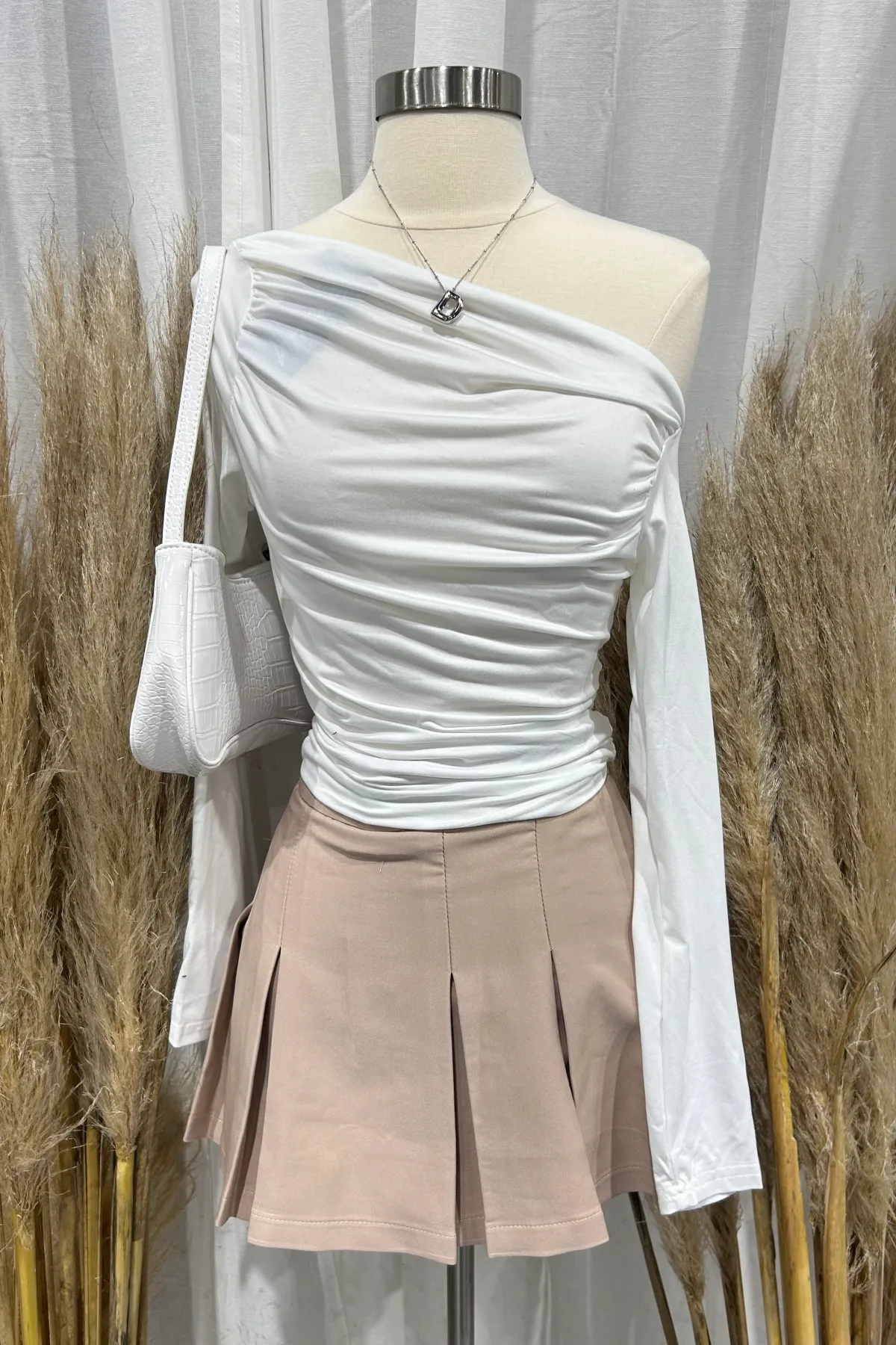 Adelisa Off Shoulder Long Sleeve Top (White)