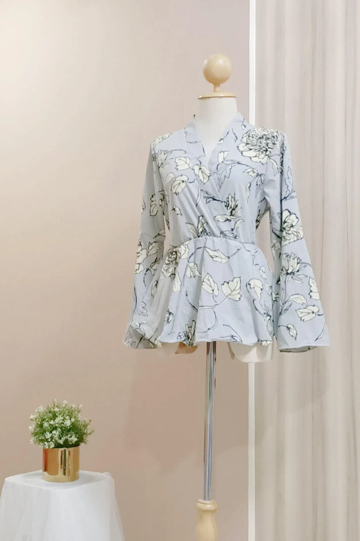 Bella peplum Top - Mihana