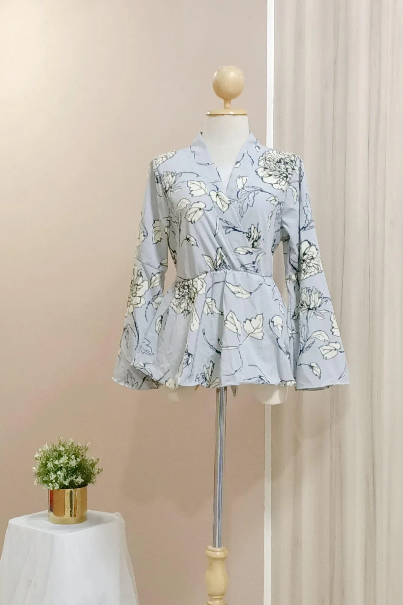 Bella peplum Top - Mihana