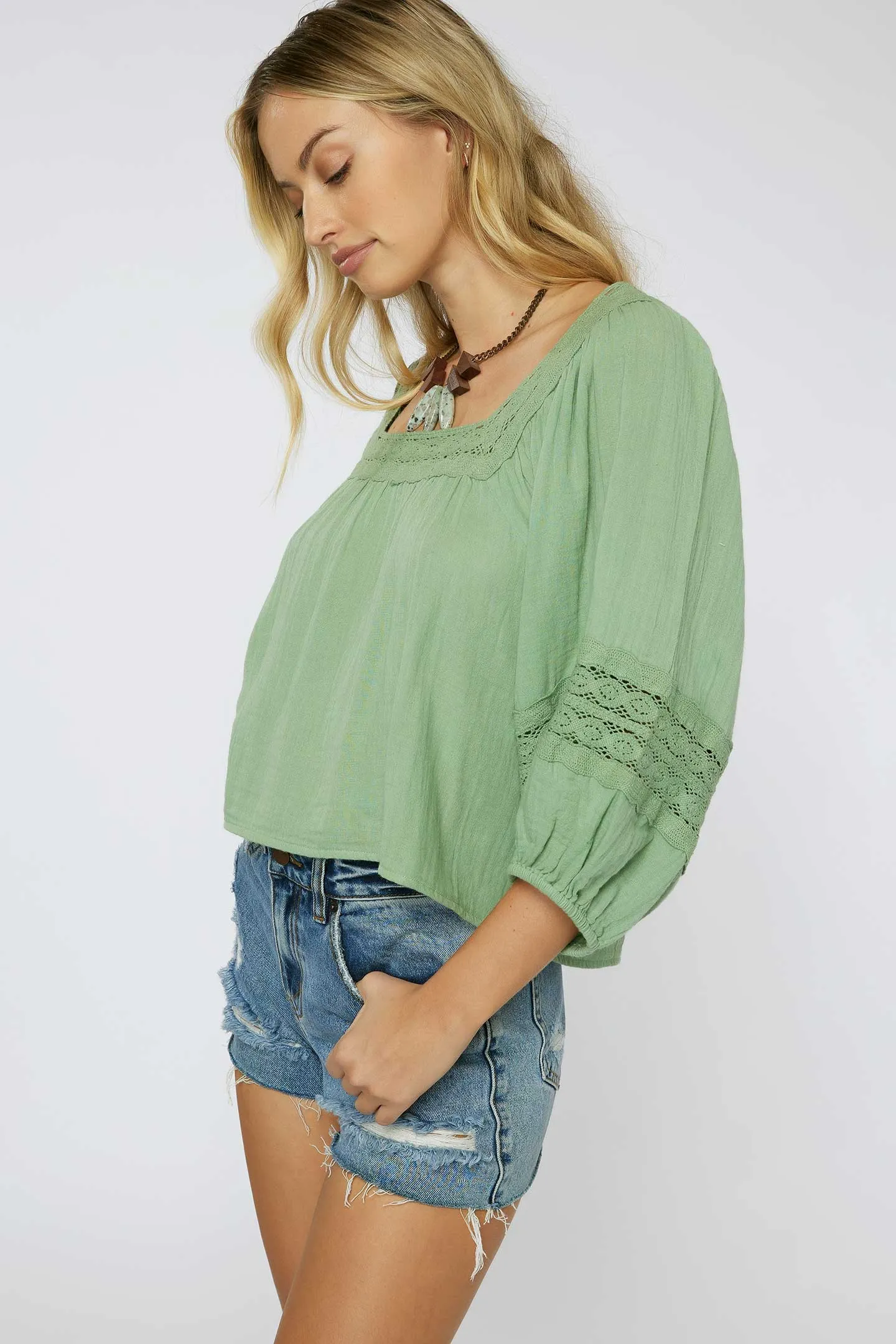DOREEN TOP