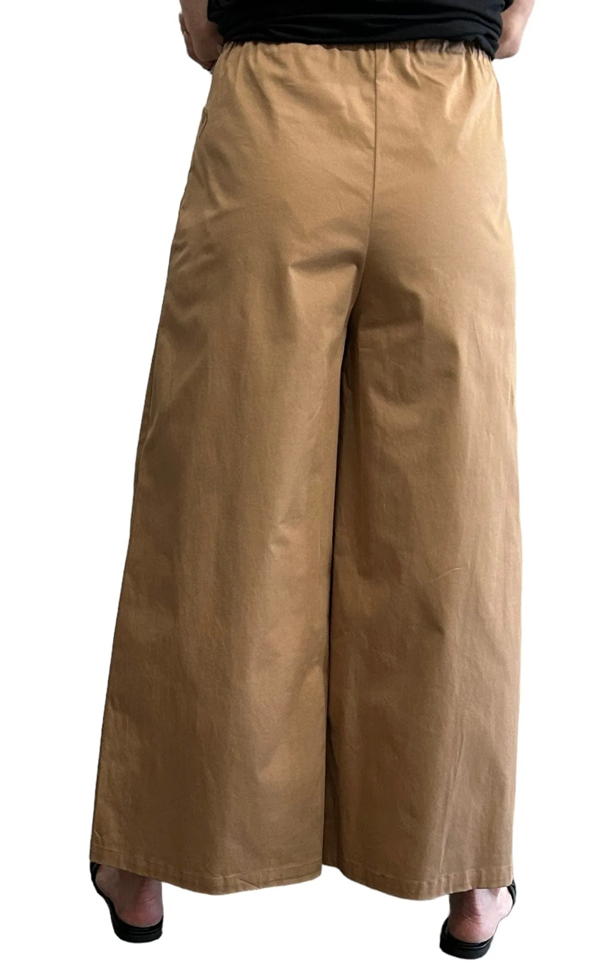 Khaki pants flare cut