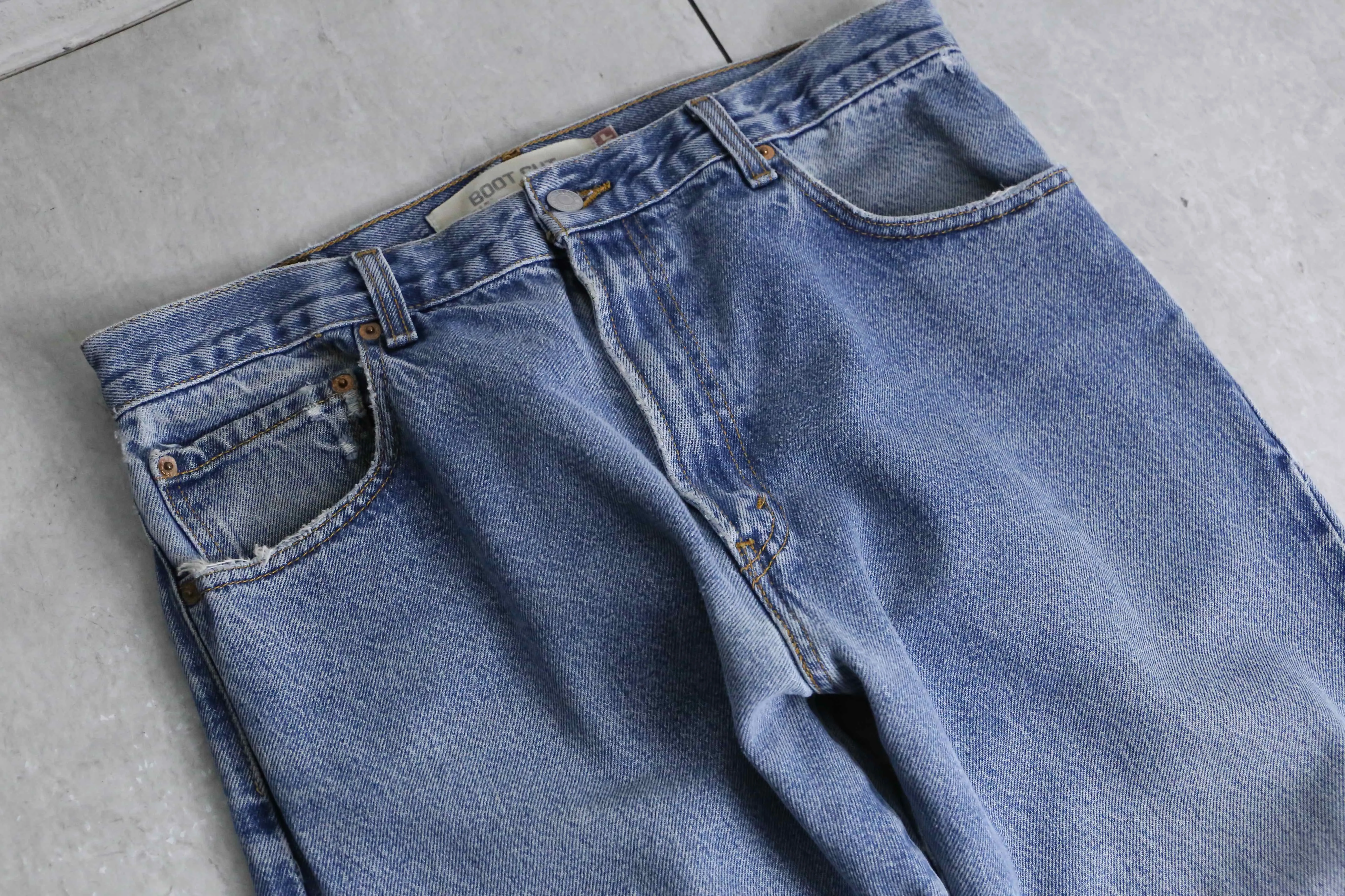 "Levi's 517" blue boots cut denim