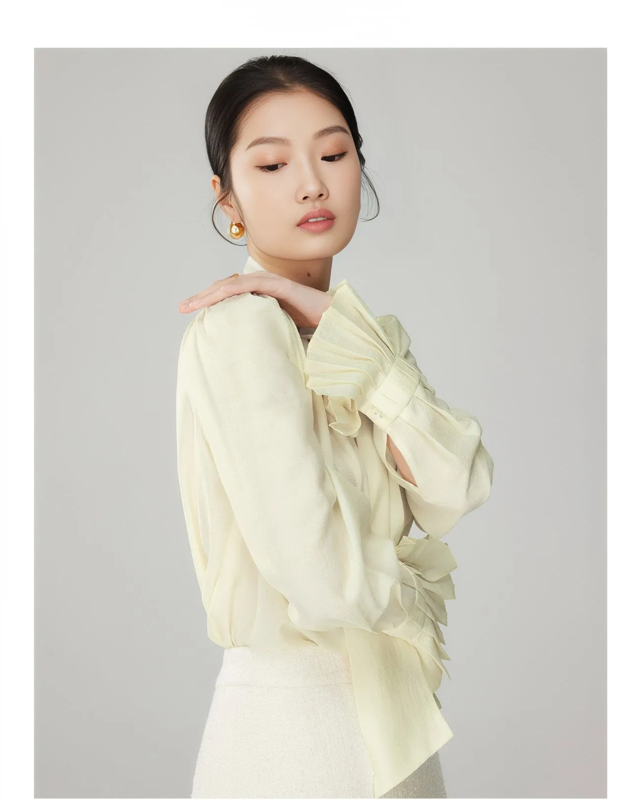 SHINING RIBBON TIE SHIRT